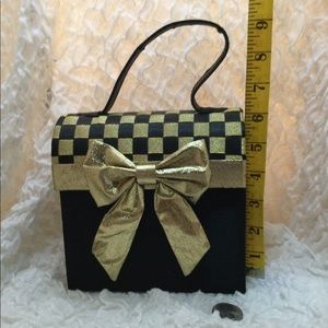 Vintage Box Bag - great gift box!